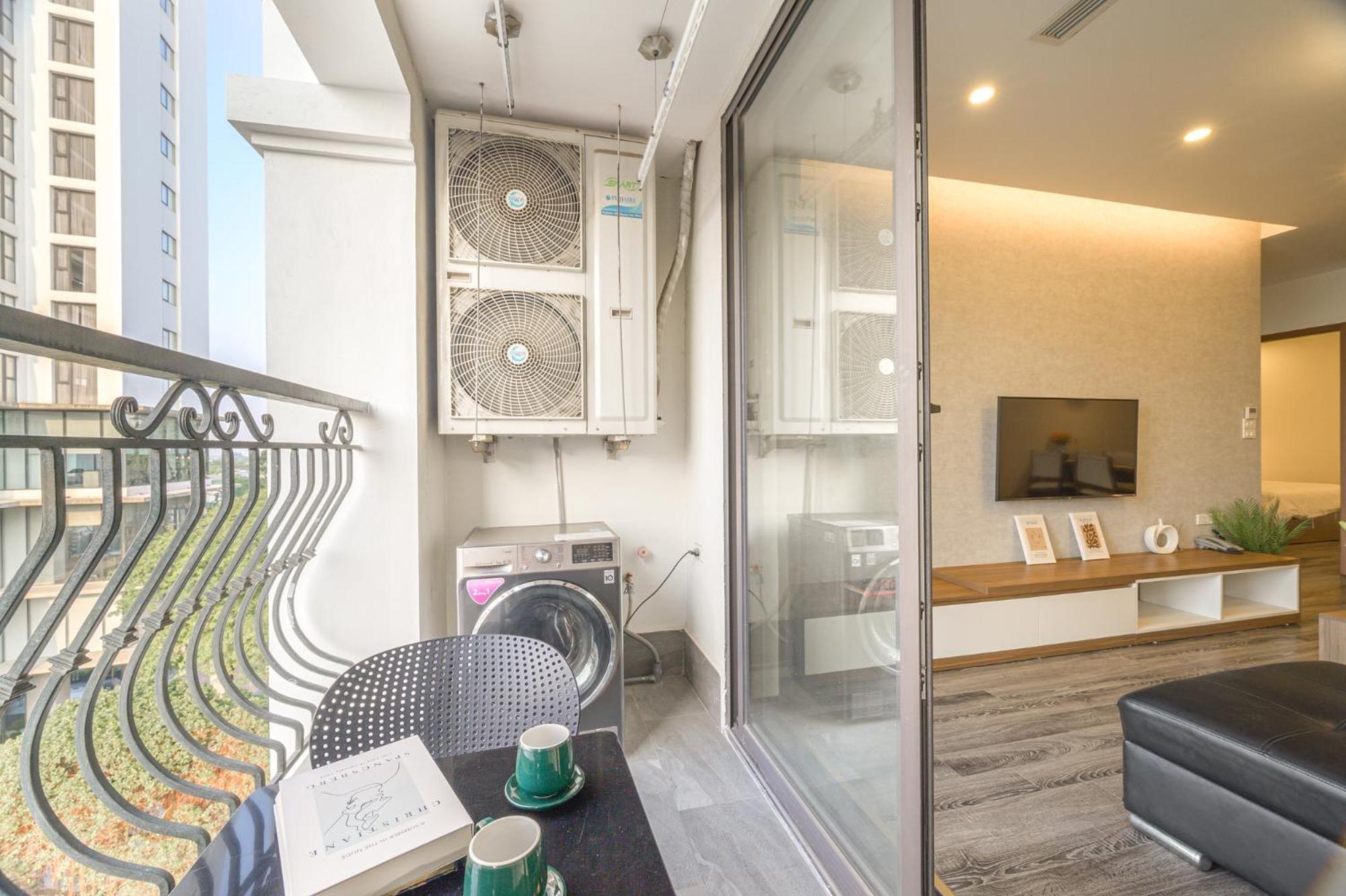 Luxe Paradise Suites Tay Ho Ханой Екстер'єр фото